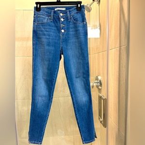 Levi’s High rise skinny ankle jeans